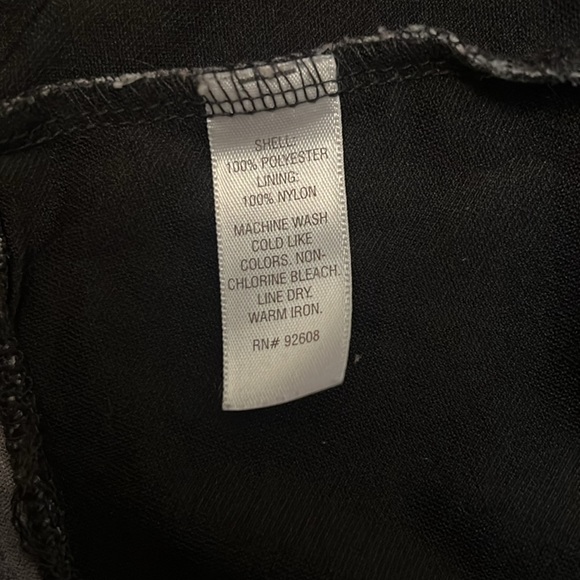 JW Shades of Black & Gray Blouse NWOT - Picture 5 of 5